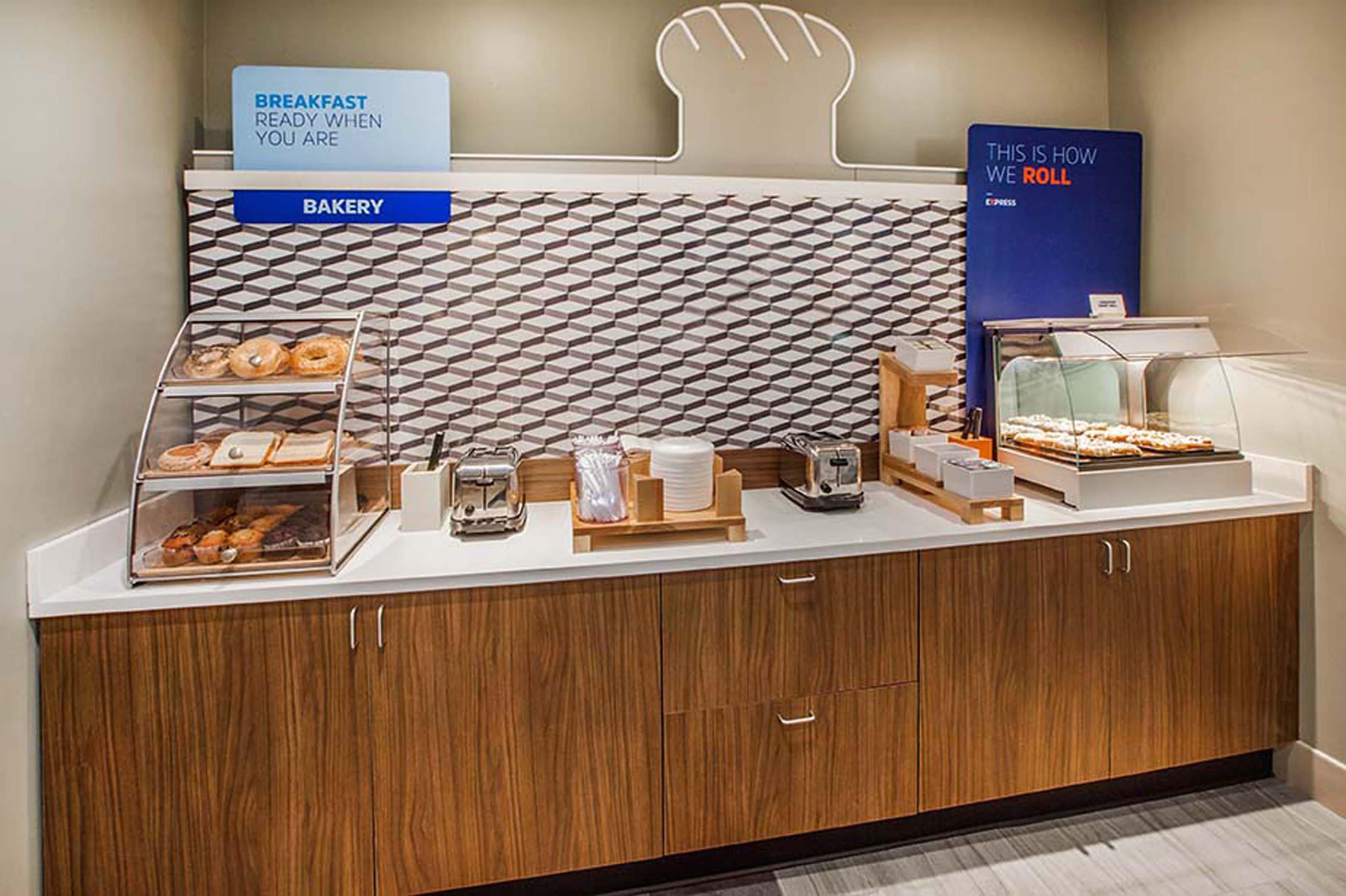 Holiday Inn Express & Suites - Woodstock, On Canada Экстерьер фото